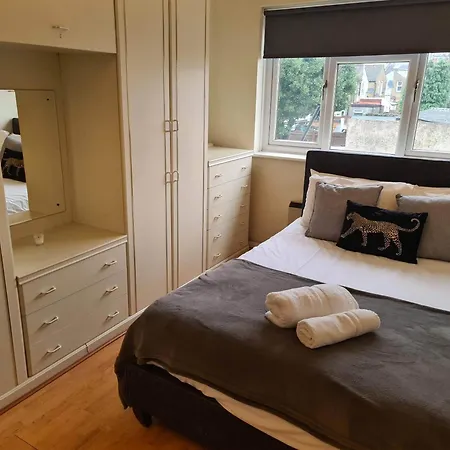 Sav Apartments Watford Watford  Room photo