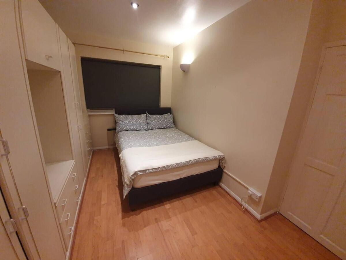 Sav Watford Apartment *